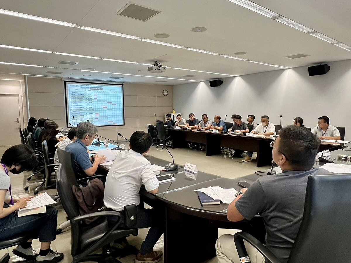 台中市經發局偕同台積電召開中科擴二新廠施工前跨局處協調會議。圖/台中市政府提供