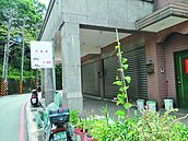 基隆代天宮站牌搬家　居民反彈