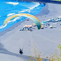 夏天就是要玩這味─乘風翱翔飛行傘