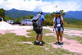 雖然是初次飛行，這位小妹妹可是一點都不懼怕。