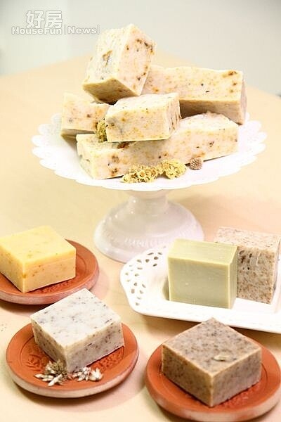 6.在朋友的鼓勵下,Amanda還創立了品牌,好東西讓更多人知道。