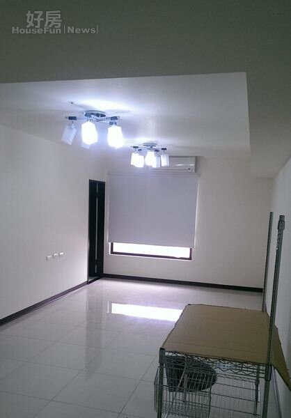 7.奕之華購入的中古屋目前還在裝潢中,他坦承無論View、格局都只能算普通,唯一的利多就是離迴龍捷運站只有500公尺。