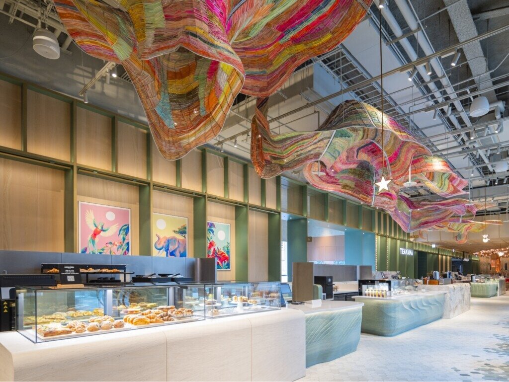 星巴克典藏DREAM PLAZA台北門市的創意調酒吧台,也採24小時營運。圖/星巴克官網