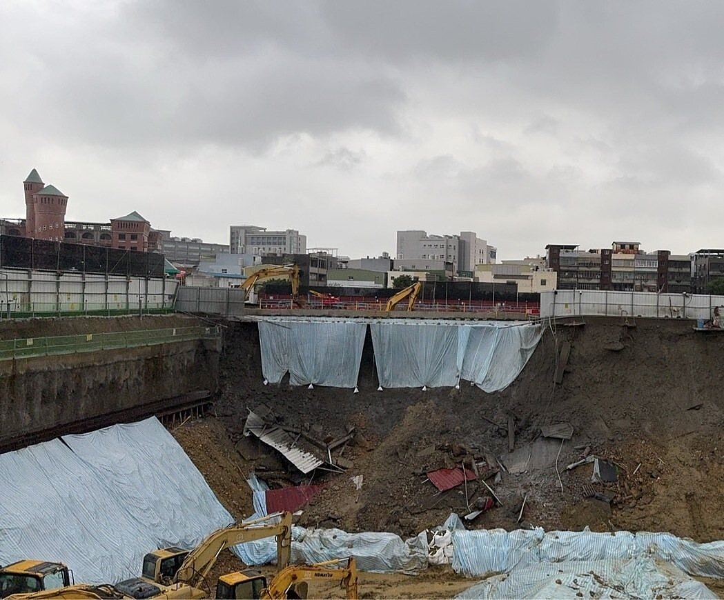 桃園市興安段社宅基地完成坡面加固工作。圖/桃園市都市發展局提供