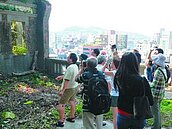 打掃活化許梓桑古厝　盼重現風華