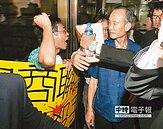 趙藤雄喊冤　葉世文硬要錢