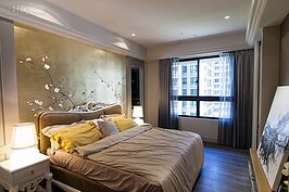 主臥房設計無需奢華，簡單實用可強調主人個性為主。