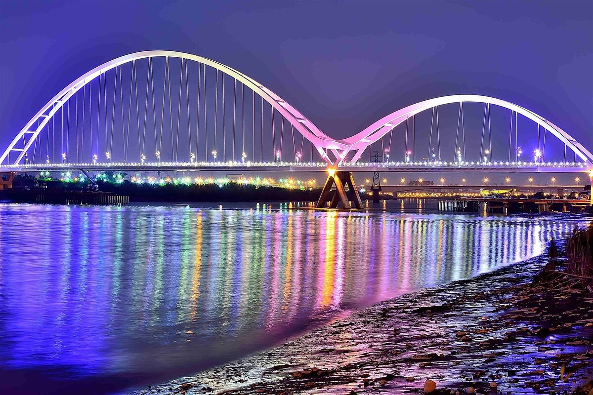 台灣冬季盛典「2025新北歡樂耶誕城」將於11月14日登場，今年除主燈區活動，觀旅局同步推出「板橋周邊散步地圖」。圖／新北市觀旅局提供