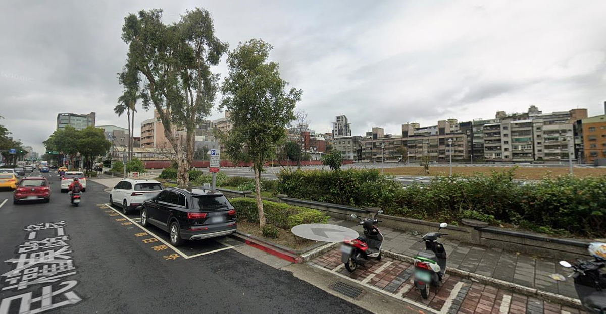 民權東路一殯舊址附近街景。 圖/取自google 地圖