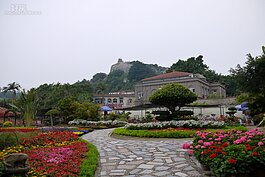 遠望鼓浪嶼最高點「日光岩」