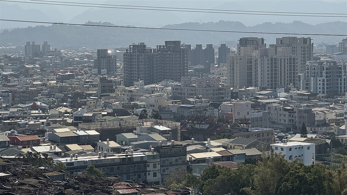 2025年地價稅即將開徵，雖查定件數增加4170件，稅額卻十分罕見減少267萬7696元。本報資料照片 