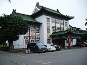 一殯改建「青年小帝寶」　連勝文：我來試住沒問題！