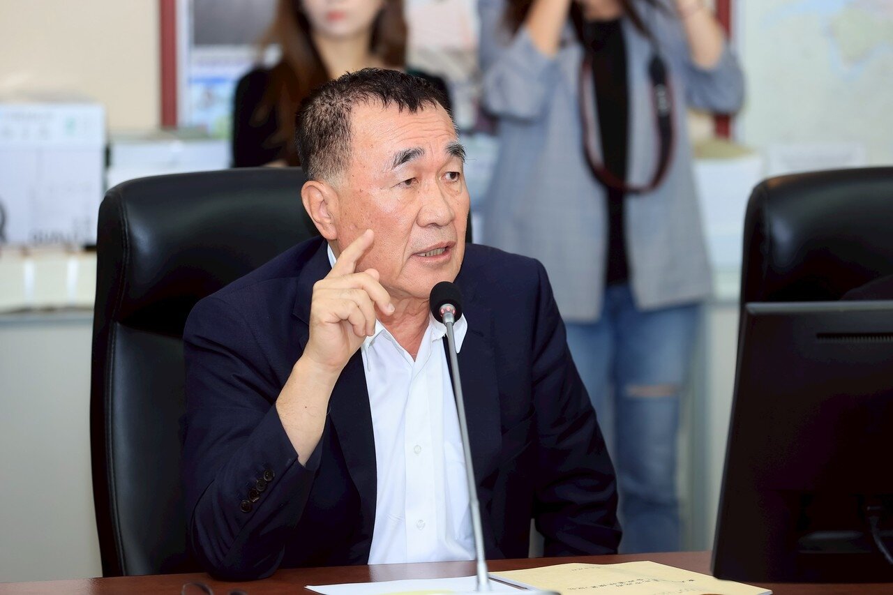 北市副市長李四川5日表示,新壽提出解約金約44.7億元,希望明日能簽訂解約協議書。 記者余承翰/攝影