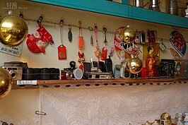 相機代表記憶，已逐漸淘汰的底片相機更是過去的回憶，不僅是擺飾，更可凸顯人情味讓人回到過去的年代