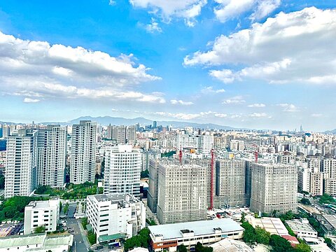 六都房市微升溫　這裡卻年減逾3成