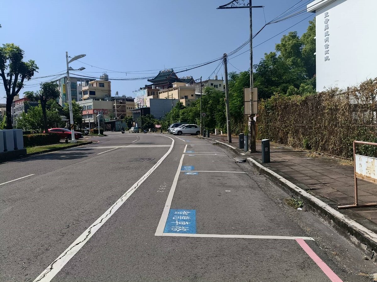 民眾透過多元繳費通路繳納停車費的比例大幅提升，但因為銷帳作業時間不同，容易造成重複扣款。圖／屏東縣政府交旅處提供