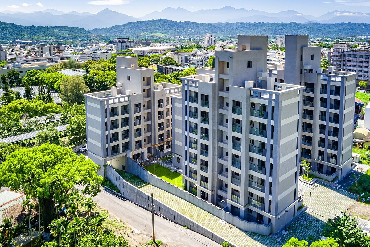 南投市文化路青年住宅首批45戶,以市價8折讓售,目前還有18戶待售。圖/南投縣政府提供