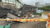 連日雨勢地基施工損鄰...台東70年老屋坍塌　屋主：聽到爆裂聲就倒了