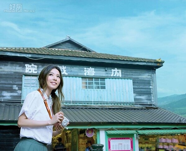 6出生新竹的Hebe,買下豪宅孝敬父母。(圖╱新竹縣政府)