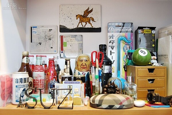 
4.	把收藏與創作當擺設，有條不紊如同Zü的個性。