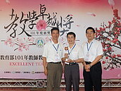 家具設計功夫了得　東勢高工獲卓越金質獎