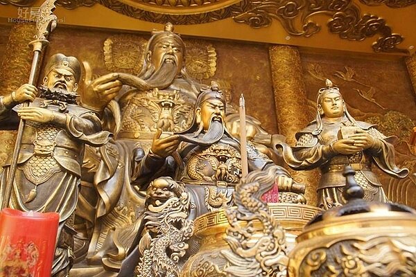 3當年原本要做攝影棚使用,因關公指示才蓋成廟宇。