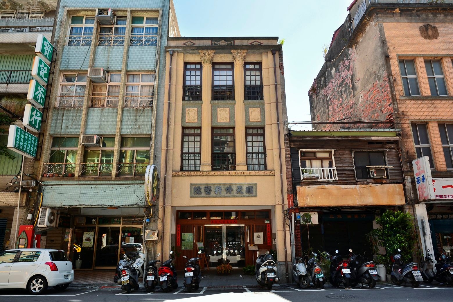 大稻埕中的老醫生街就是現在台北市的保安街，而保安捌肆就是指保安街84號，是目前唯一完整且再利用的老醫院古建築。（好房網News記者 陳韋帆／攝影）