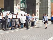 新北瓦城遷廠爭議　勞工局啟動調解