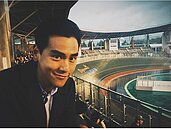 彭于晏片約接不完　傳3億買天母豪宅？　