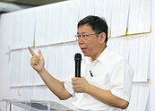 反擊！柯文哲哽咽：連勝文陣營是假麵包