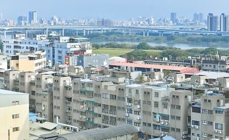 「囤房稅2.0」讓房地產市場現形,根據統計加重稅率課徵高達113萬件,顯示台灣囤房、空屋情況仍相當嚴重。(本報資料照片)