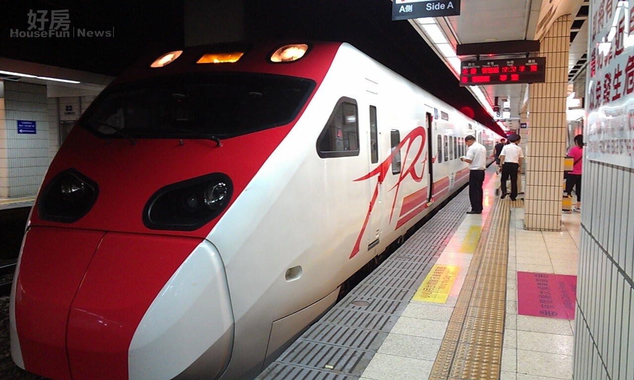 普悠瑪號 台鐵(好房網News記者林美欣攝影)