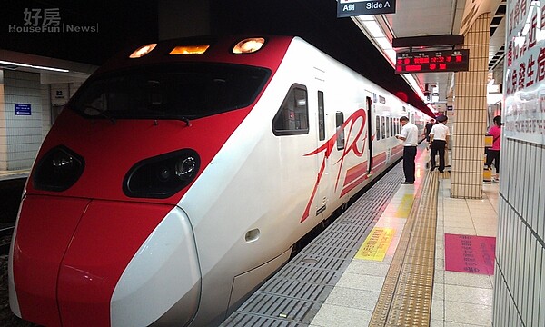 普悠瑪號 台鐵(好房網News記者林美欣攝影)