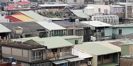 
2026年中央擴大租金補貼新制，明年起新承租具有繳交房屋稅的未保存登記建物者，將不符合申請條件，非法建物亦不得申請，但舊戶可有一年的緩衝。圖∕本報資料照片
