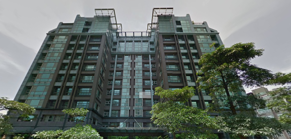 根據監察院的財產申報資料,這次引發風波的豪宅,就是位在石潭段的這筆資料。(截取自公務人員財產申報表)