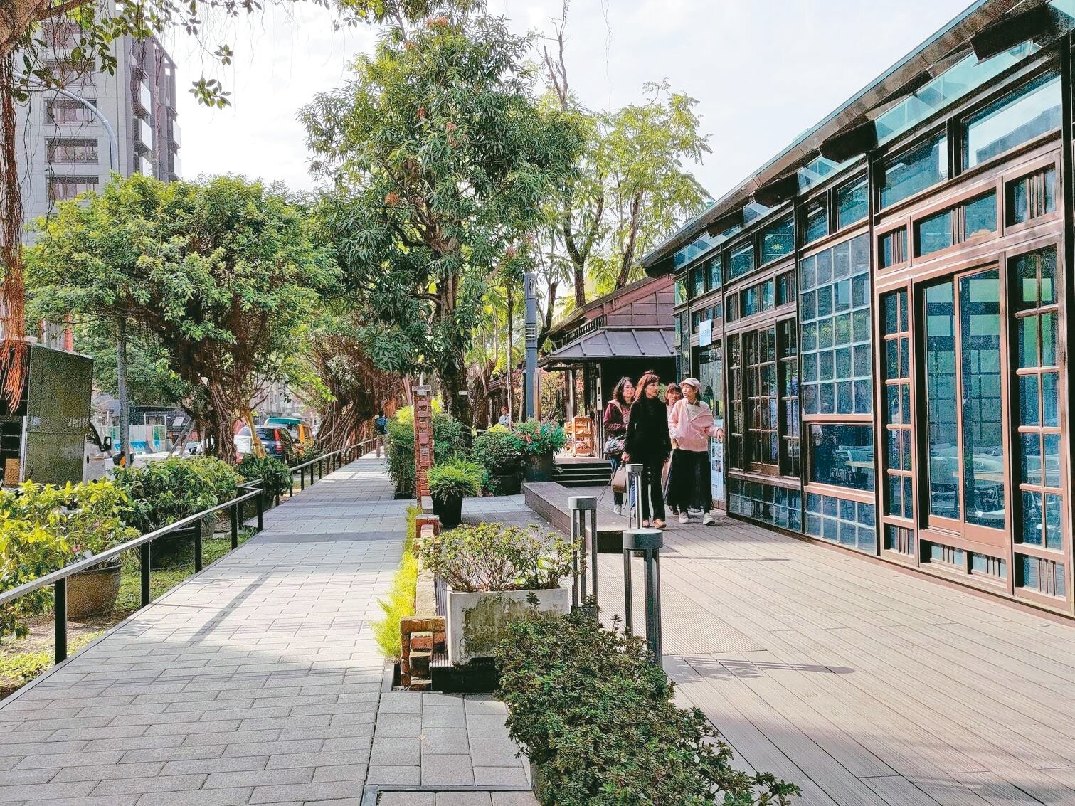 北市大安區榕錦生活園區2021年活化利用，進駐餐飲、藝文推廣等。記者林麗玉／攝影 