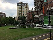 六都1-9月房市交易量　13年新低