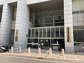 台南光電弊案開庭…面對分割地號及補件爭議　2仲介稱「僅負責轉達」