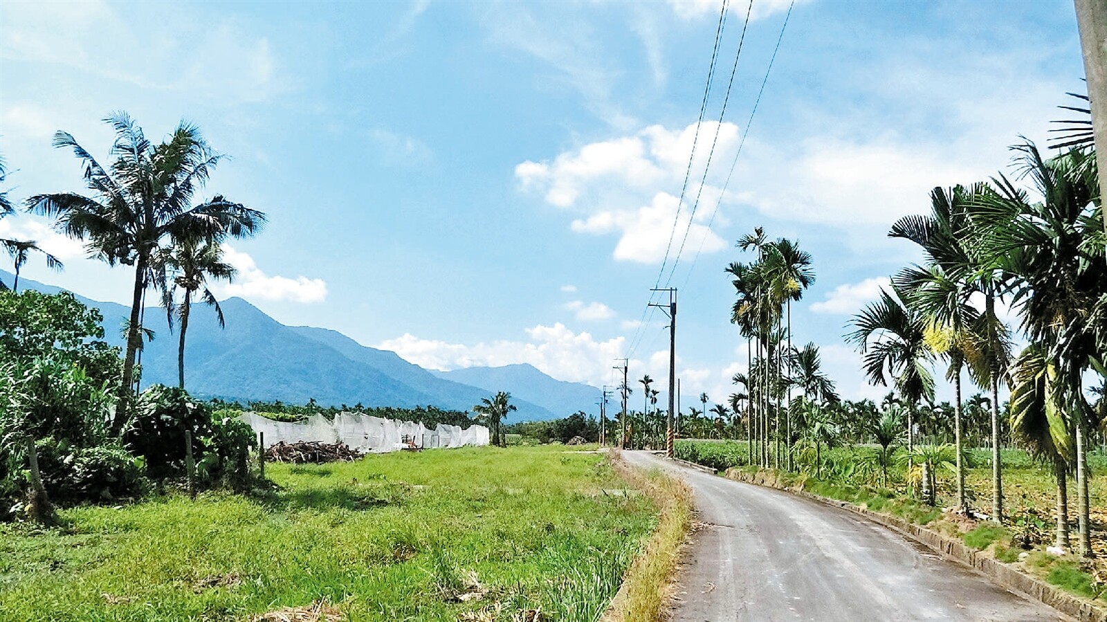 屏東縣沿山公路風景優美，但是近年路況太差，沿線部落居民抱怨連連。 記者翁禎霞／攝影