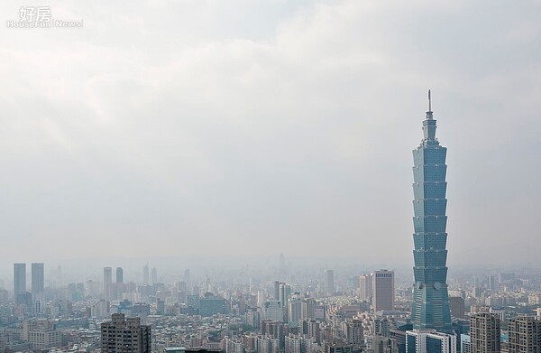 101大樓與信義區、大安區房市俯瞰情境圖。（好房網News記者 陳韋帆／攝影）