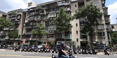 內政部推動「老宅延壽機能復新計畫」正式上路。圖∕本報資料照片