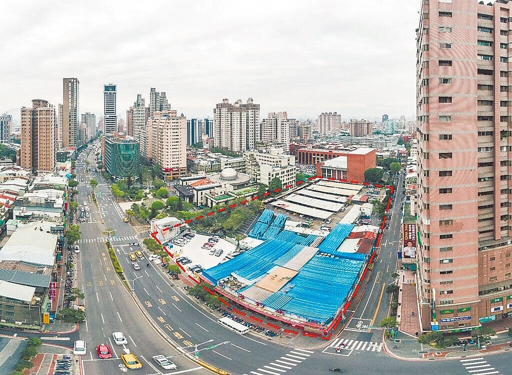 板橋公共設施專案通檢案已於民國114年5月27日經內政部都市計畫委員會審議通過，預計解編10處公設保留地，解編面積達8.79公頃，新北市府可實質取得開闢約1.67公頃公園綠地、廣場等5項開放性公共設施。圖／新北市城鄉局提供