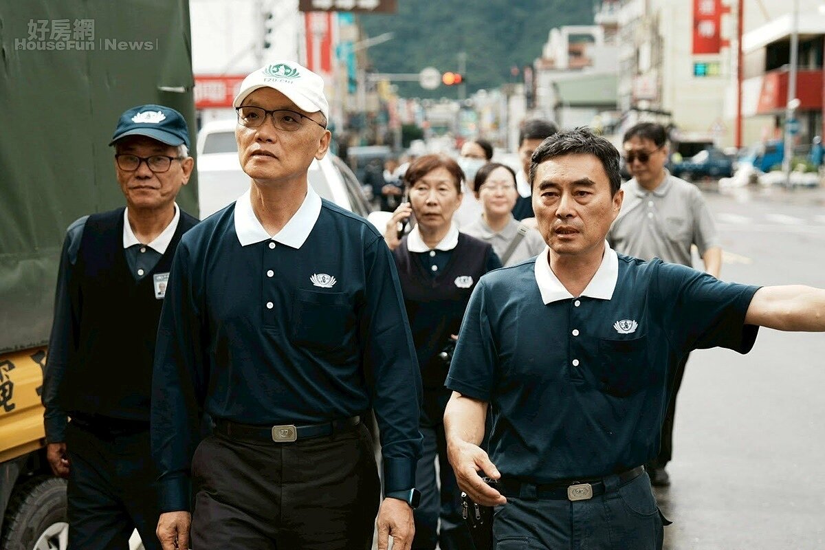 ▼風災過後關懷東部居民,慈濟慈善基金會持續付出行動。(照片提供/慈濟慈善基金會)