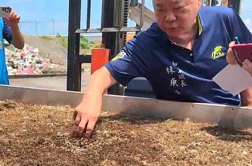 全台畜牧場禁止用廚餘餵養豬隻,黑水虻成廚餘去化生力軍,彰化縣和美清潔隊養黑水虻每天可處理220噸. 廚餘,廚餘未醱酵前即收運處理,可減少產生臭味。本報資料照片