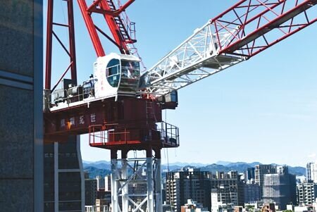 工程進入年底趕工期入帳多、營造廠在手建工程案近年高峰。圖∕本報資料照片