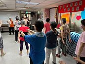 碧湖社區甩手功活動