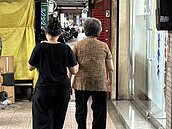 健檢就能揪出失智前兆　醫曝「超關鍵指標」：超過3要注意