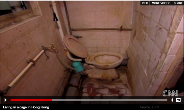 香港 籠屋（翻攝自CNN）