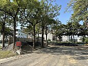 高雄大寮國小營建廢土量少無處去　校園當暫置場