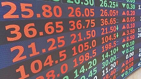 
觀察大盤高檔震盪之際，高息ETF表現相對抗跌，統計規模千億元以上台股高息ETF共有6檔，12月以來以群益台灣精選高息表現最佳，其次為國泰永續高股息。圖∕本報資料照片
